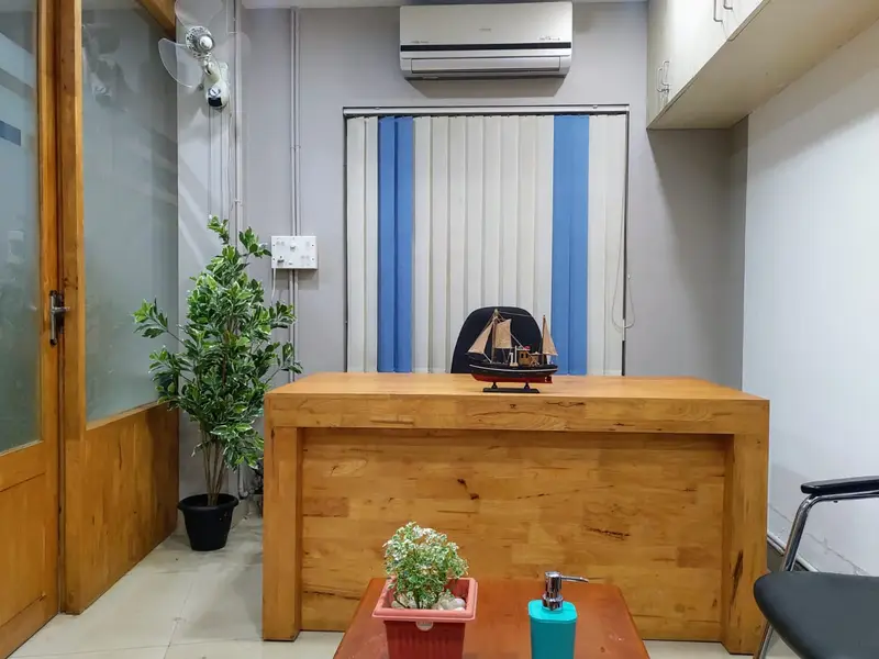 Private cabin interior at Spunic NIT Calicut